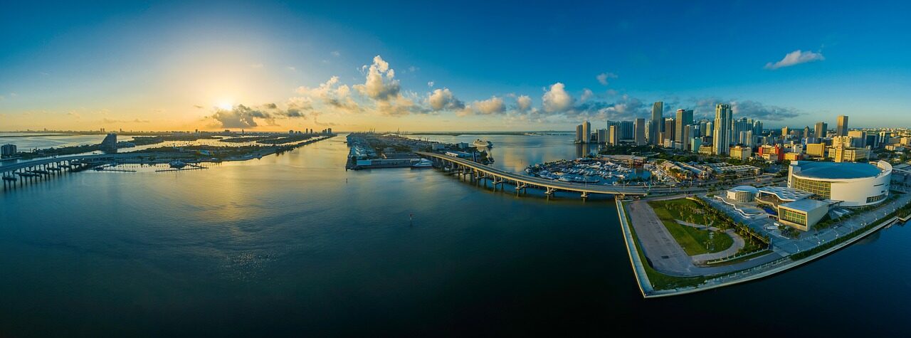 panorama, miami, city, skyline, buildings, structures, infrastructures, cityscape, panoramic, waterfront, florida, water, usa, architecture, america, nature, sunset, urban, travel, ocean, dusk, famous, landscape, urban landscape